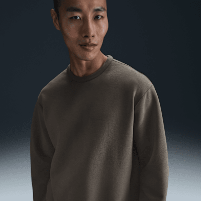 ★★送料無料★★NIKE MEN'S LOOSE FIT CREW NECK SWEATSHIRT Nike Standard Issue Men's Dri-FIT Basketball Crew-Neck